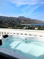 Nicolas Hotel Apartments