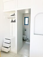 Nicolas Hotel Apartments