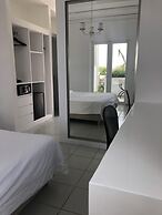 Nicolas Hotel Apartments