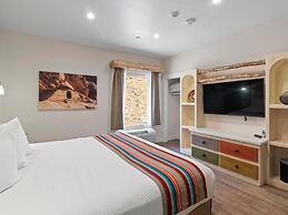 Bluff Dwellings Resort