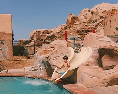 Bluff Dwellings Resort