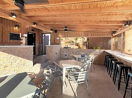 Bluff Dwellings Resort