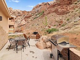 Bluff Dwellings Resort