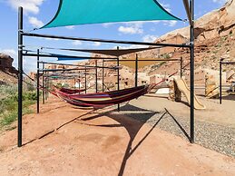 Bluff Dwellings Resort