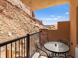 Bluff Dwellings Resort