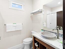 Bluff Dwellings Resort