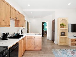 Bluff Dwellings Resort