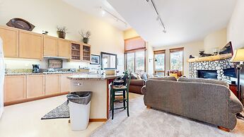 Snowcreek V #997 2 Bedroom Condo by RedAwning