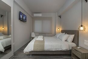 Homelike Studios in the Heart of the City by GHH