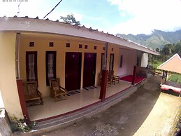 Bale Sembahulun Cottages & Tent