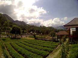 Bale Sembahulun Cottages & Tent