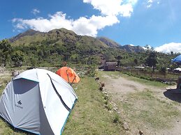 Bale Sembahulun Cottages & Tent