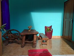 Bale Sembahulun Cottages & Tent