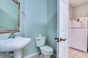 Sandy Toes 4 Bedroom Home by RedAwning