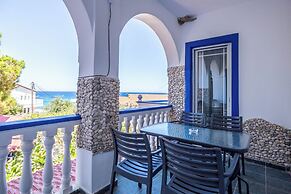 Velendzas Holidays
