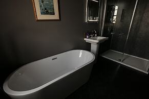 Aldersyde Bed and Breakfast