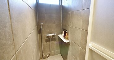 Karry CONDO CHURAUMI