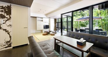 Karry CONDO CHURAUMI