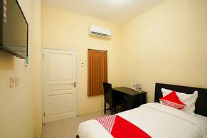 OYO 998 La'ana Residence Syariah