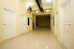 OYO 998 La'ana Residence Syariah