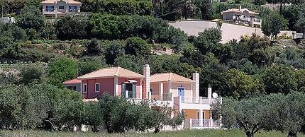 Villa Elaionas 1