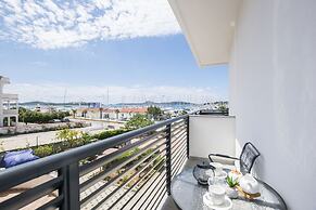 Apartments and Rooms Mare