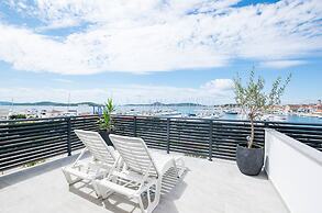 Apartments and Rooms Mare