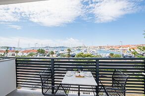 Apartments and Rooms Mare