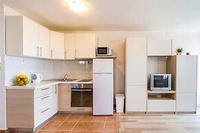 Apartments Bregovec Maslenica