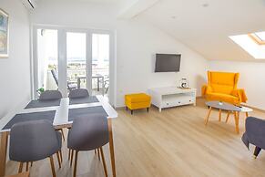 Apartments and Room Danijel