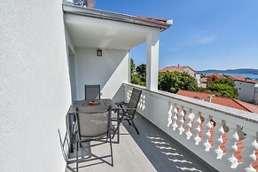 Apartments and Room Danijel