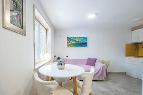 Apartments and Rooms LEA