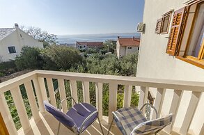 Apartments and Rooms LEA