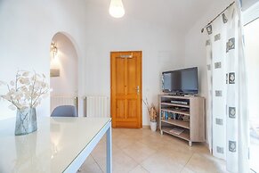 Apartments and Rooms LEA