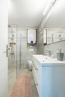 Apartments and Rooms LEA