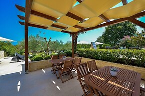 Apartments Villa Ana