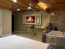 Lily Airport Otel