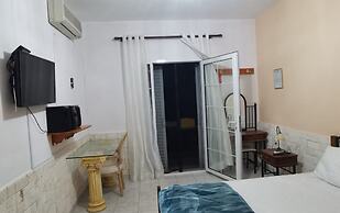 Villa Askamnia and Suites