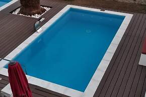 Villa Askamnia and Suites