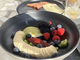 Villa Askamnia and Suites