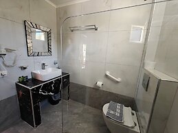 Villa Askamnia and Suites