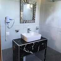 Villa Askamnia and Suites