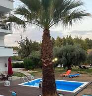 Villa Askamnia and Suites