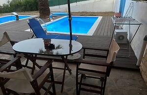 Villa Askamnia and Suites