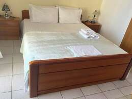 Villa Askamnia and Suites