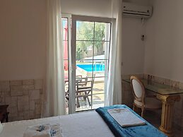 Villa Askamnia and Suites