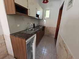 Villa Askamnia and Suites