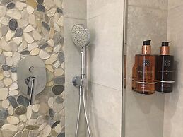 The Birds Nest Luxury B&B