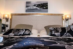 The Birds Nest Luxury B&B