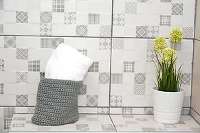 Apartment Small Oasis